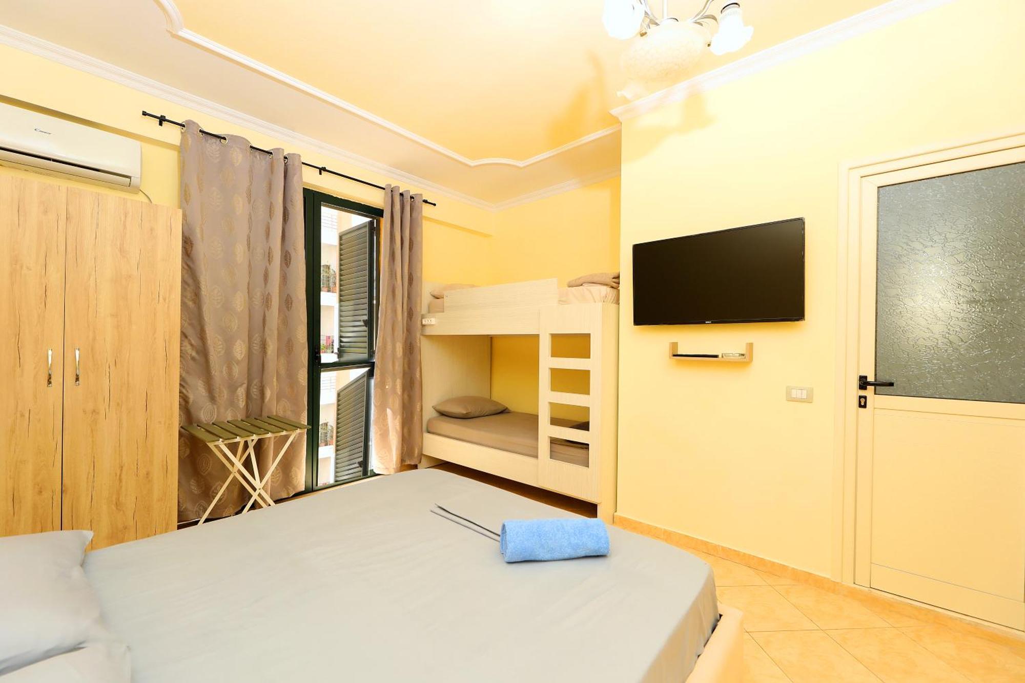 Sunny Side Apartments Vlorë 외부 사진